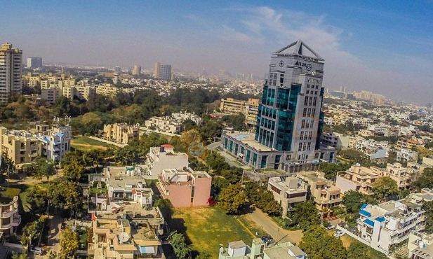 Packer and Movers in DLF Phase 1
